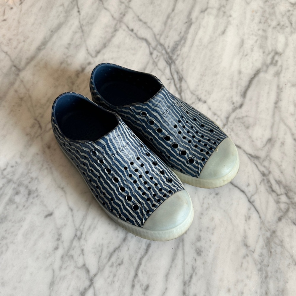 COPY - Native Jefferson, kids size 11, Glow in the Dark!